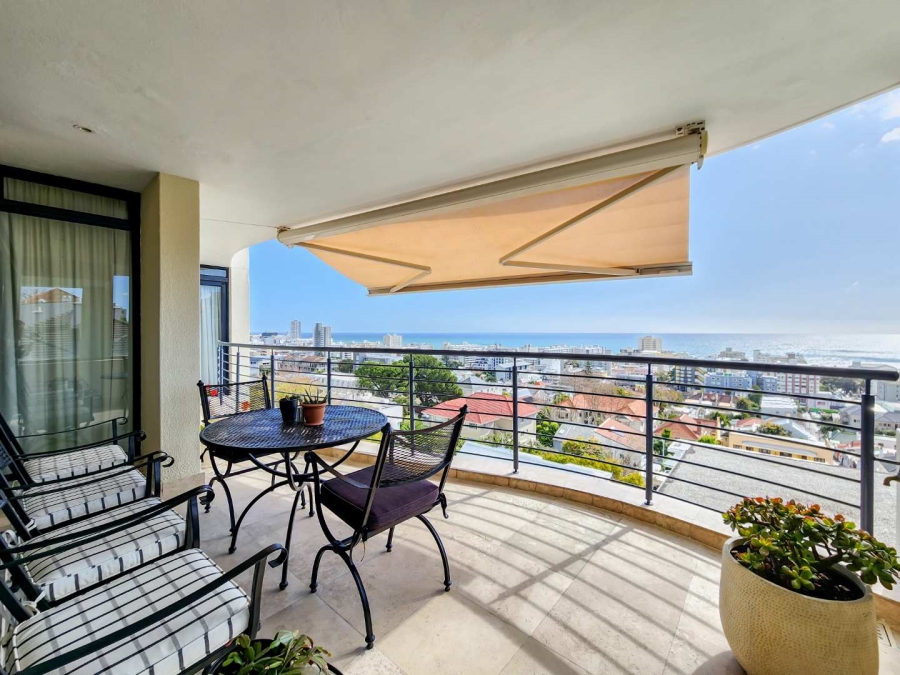 3 Bedroom Property for Sale in Sea Point Western Cape